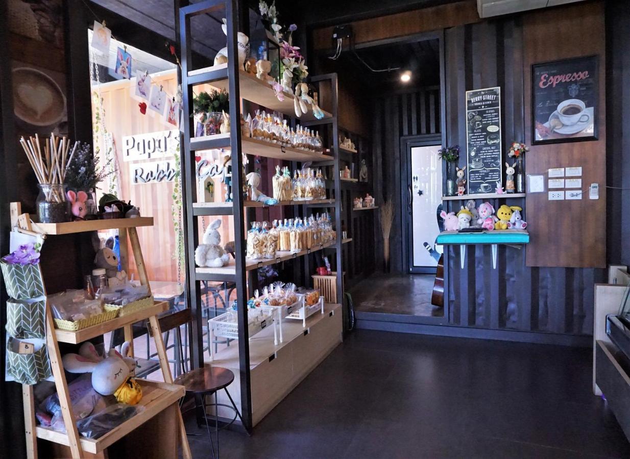 Papa'S Home And Rabbit Cafe Ban Mai  Exterior photo